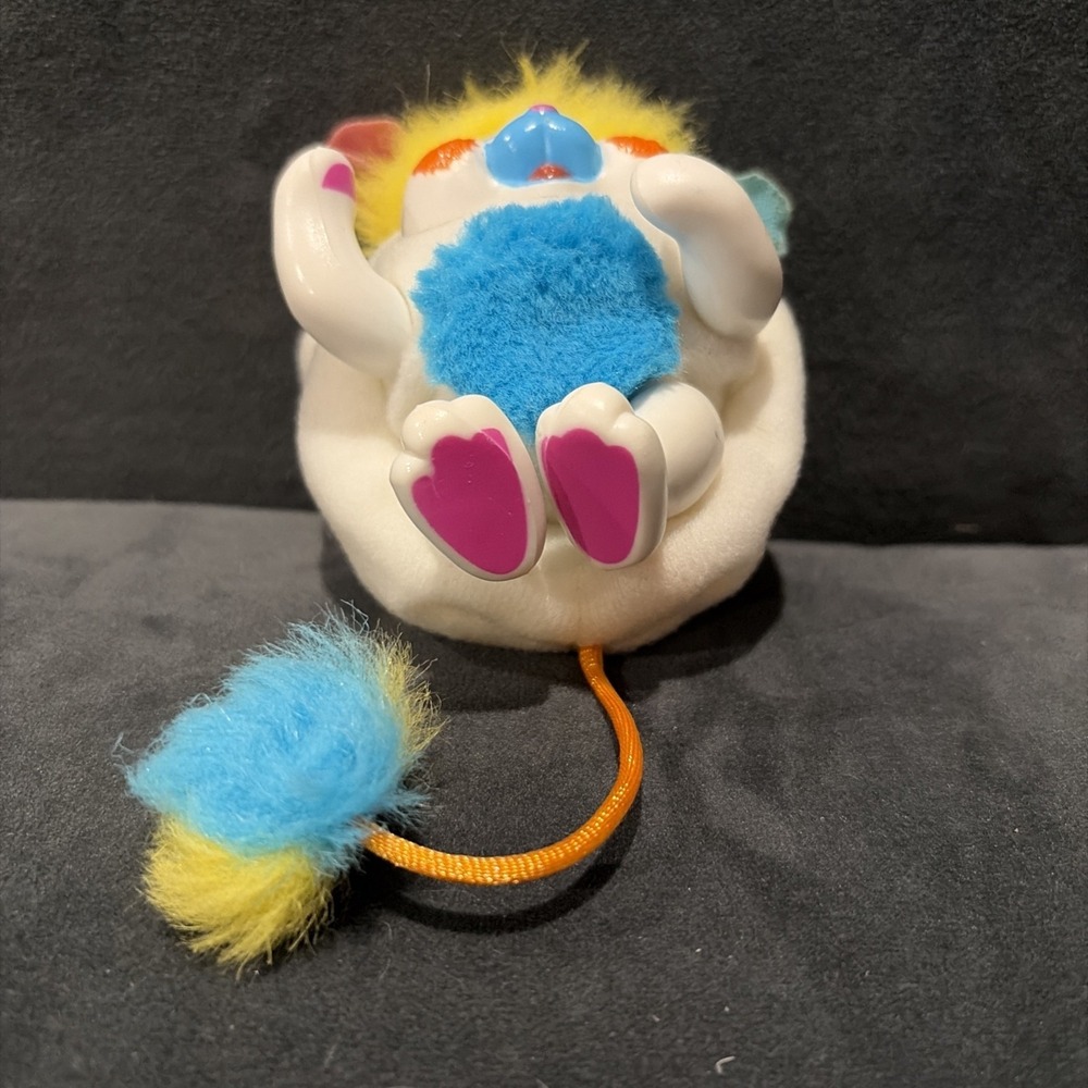 Vintage 1986 Mattel White Pocket Popple "Puffball", Poseable 3" Mini Plush #1247 - Picture 3 of 10